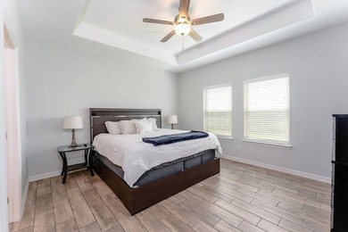 19 Valdarama is an exquisite 3 bedroom, 2 bath Golf Villa in the - photo 14