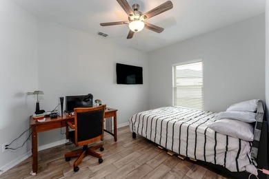 19 Valdarama is an exquisite 3 bedroom, 2 bath Golf Villa in the - photo 17
