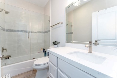 19 Valdarama is an exquisite 3 bedroom, 2 bath Golf Villa in the - photo 22