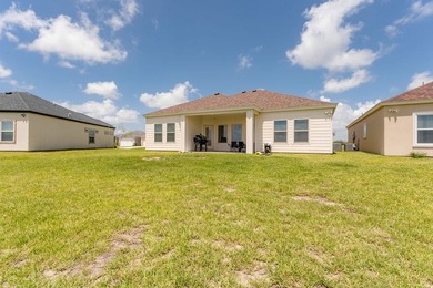 19 Valdarama is an exquisite 3 bedroom, 2 bath Golf Villa in the - photo 35