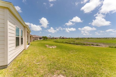 19 Valdarama is an exquisite 3 bedroom, 2 bath Golf Villa in the - photo 37