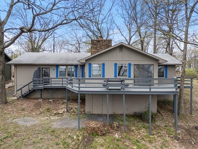 Table Rock Lake - Carroll County Home Sale Pending in Holiday Island Arkansas