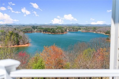 Positioned on one of the most extraordinary vantage points in - photo 2