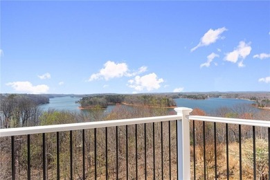 Positioned on one of the most extraordinary vantage points in - photo 5