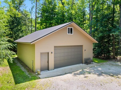 Space, storage, & location that's hard to beat. This well cared - photo 4