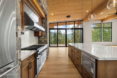 Stunning custom home with sweeping treetop and mountain views - photo 12