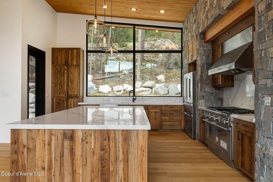 Stunning custom home with sweeping treetop and mountain views - photo 15