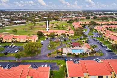 Charming 1BR/1.5BA condo overlooking the golf course in the - photo 16