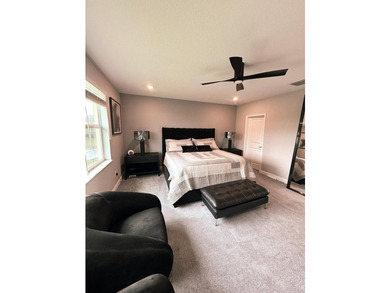 Welcome to this beautifully maintained two-story waterfront home - photo 23