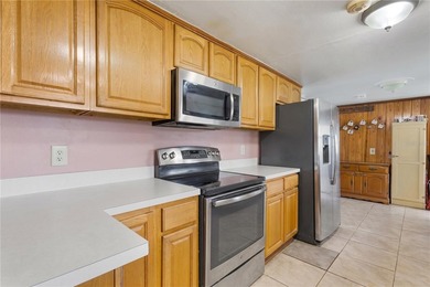 Under contract-accepting backup offers. Virtually Staged. *** - photo 7