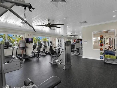 Welcome to this beautifully maintained two-story waterfront home - photo 39