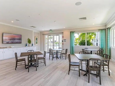 Welcome to this beautifully maintained two-story waterfront home - photo 44