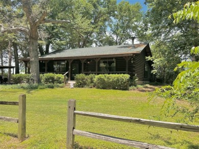 Lake Home For Sale in Chandler, Texas