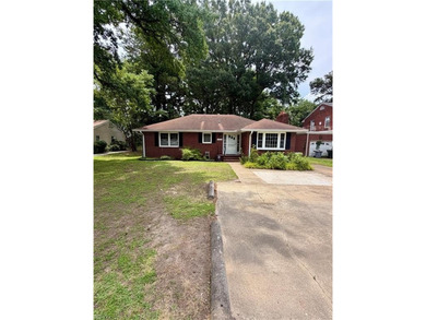 The price is right and this one is move in ready. It already has - photo 3