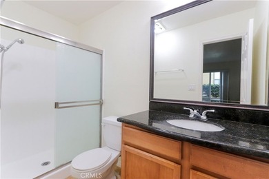 Nicely updated first-floor end-unit offering 3 bedrooms, 2 - photo 12