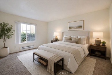 Nicely updated first-floor end-unit offering 3 bedrooms, 2 - photo 13