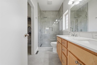 This expansive brick front ranch home exudes curb appeal! - photo 22