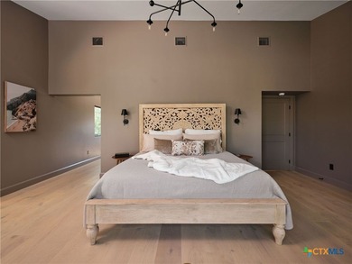 A residence of rare privilege, a fully reimagined modern estate - photo 26
