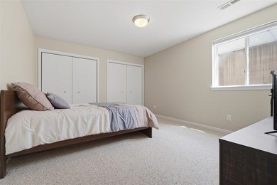 This expansive brick front ranch home exudes curb appeal! - photo 35