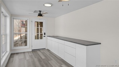 This fully furnished lakefront home is perfect for full-time - photo 36
