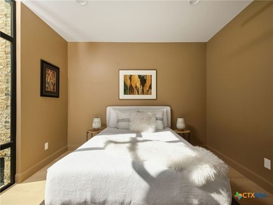 A residence of rare privilege, a fully reimagined modern estate - photo 37