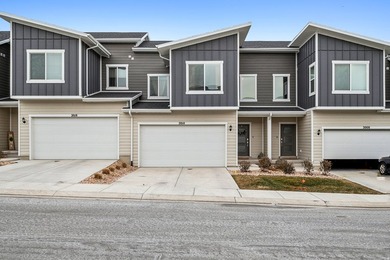 Utah Lake Townhome/Townhouse For Sale in Saratoga Springs Utah