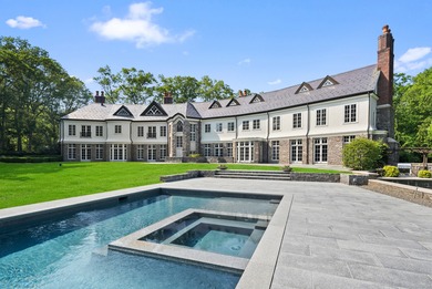 119 Proprietors Crossing is a breathtaking estate by architect