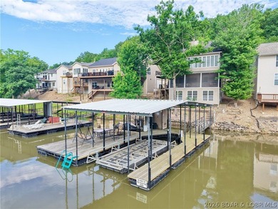 This fully furnished lakefront home is perfect for full-time - photo 43