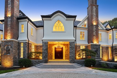 119 Proprietors Crossing is a breathtaking estate by architect