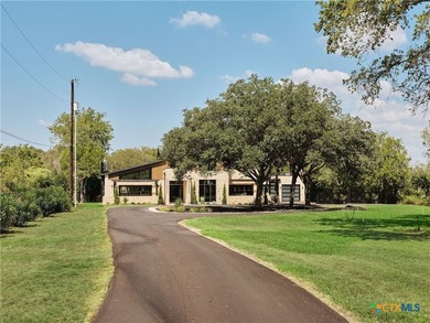 A residence of rare privilege, a fully reimagined modern estate - photo 47
