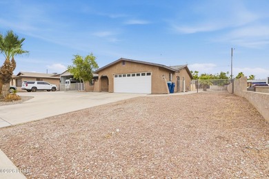 Welcome to your private resort! This beautifully renovated 3 - photo 3