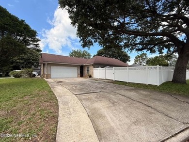 This special home has so much to love! The vaulted ceilings and - photo 3