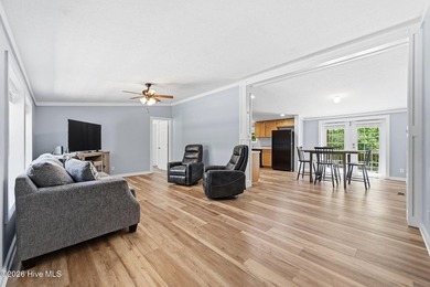 Better than new Modern Oasis on 1+ Acre in Hampstead & No HOA in - photo 11