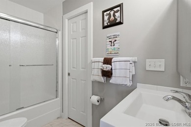 This 1-Bed, 1-Bath, condo spans 589 Sq Ft and is perfectly - photo 19