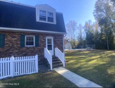 Pamlico River Townhome/Townhouse For Sale in Washington North Carolina