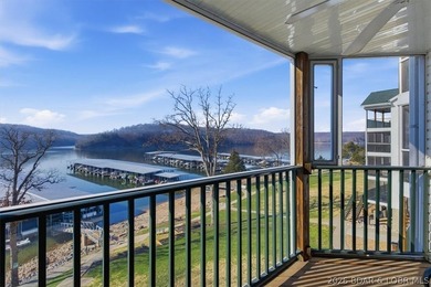 This 1-Bed, 1-Bath, condo spans 589 Sq Ft and is perfectly - photo 23
