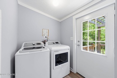 Better than new Modern Oasis on 1+ Acre in Hampstead & No HOA in - photo 23