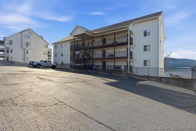 This 1-Bed, 1-Bath, condo spans 589 Sq Ft and is perfectly - photo 31