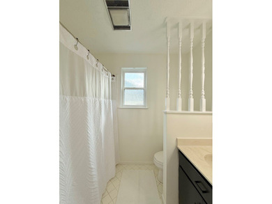I've gone thru a recent Makeover! All new paint, fans, fixtures - photo 36