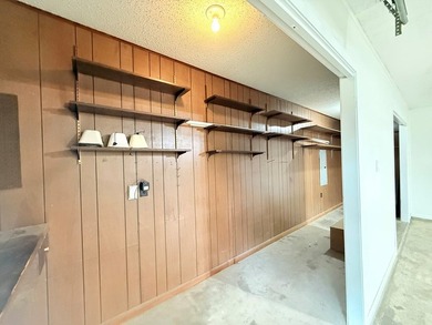 I've gone thru a recent Makeover! All new paint, fans, fixtures - photo 42