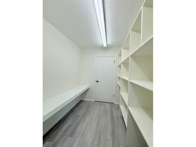 I've gone thru a recent Makeover! All new paint, fans, fixtures - photo 46