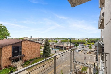 Urban living at its best. The open-concept layout is ideal for - photo 14