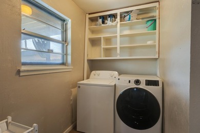 Fantastic 3 bedroom, 2 bath home offering over 1,800 square feet - photo 14
