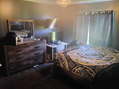 Huge, Beautiful home with 5 bedrooms and 2 additional rooms. 3 - photo 19