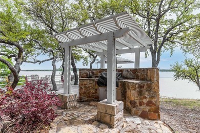 Deep-watered, fully-furnished lakefront home - including boat - photo 20