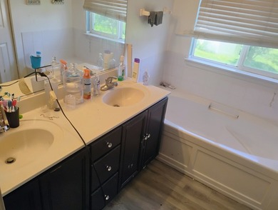 Huge, Beautiful home with 5 bedrooms and 2 additional rooms. 3 - photo 25
