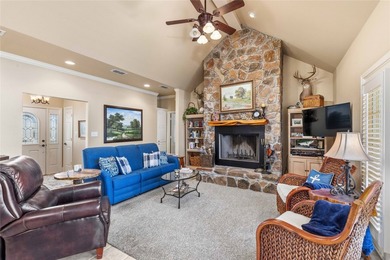 Deep-watered, fully-furnished lakefront home - including boat - photo 26