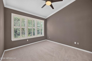 EXCEPTIONAL VALUE! LOOK AGAIN! Freshly updated with new carpet - photo 33