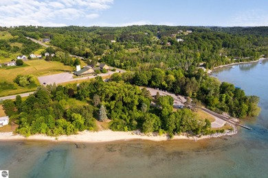 One-of-a-kind fully leased commercial and residential building - photo 3