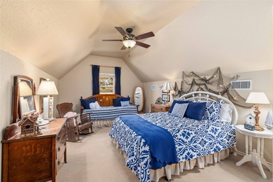 Deep-watered, fully-furnished lakefront home - including boat - photo 36